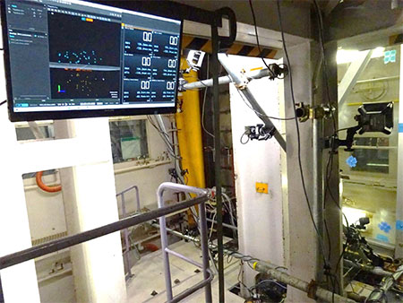 実物大試験体の挙動を測定するモーションキャプチャシステム設置状況