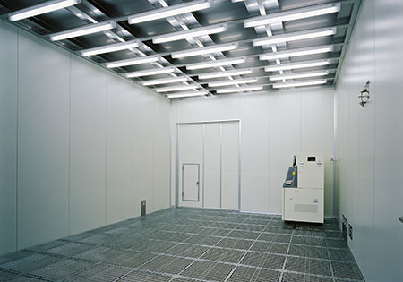 2007年開設のスーパーナノクリーンルーム
