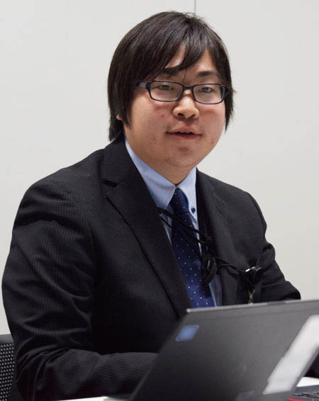 AIエンジニア兼データサイエンティストとして活躍する村松。小学生時代からコンピュータ、プログラミングに親しんでいたという経歴を持つ