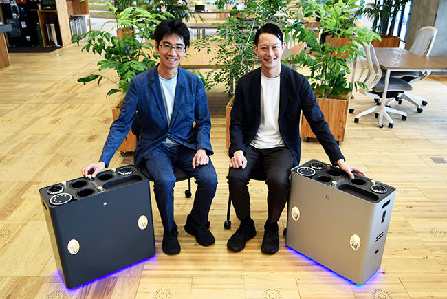 左から、技術研究所 カーボンニュートラル技術センター 省エネルギー技術グループ グループ長 伊藤 清、建築総本部 設計本部 設備設計部2部 重盛 洸